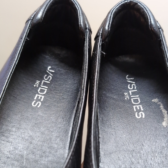 J/Slides Black Slip-on Shoes - Picture 2 of 6